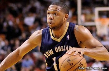Eric_Gordon_Pelicans_2014_USAT3