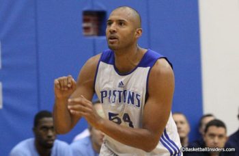 Brian_Cook_Pistons_SummerLeague2014_1
