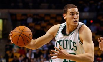 Dwight_Powell_Celtics_2014_1