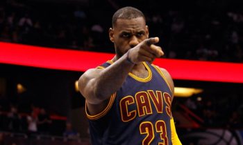 LeBron_James_Cavs_2015_USAT8