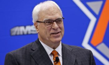 Phil_Jackson_Knicks_2015_AP_2