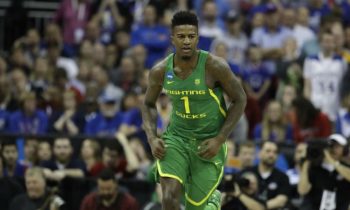 Jordan_Bell_2017_Oregon_AP