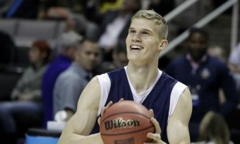 Lauri_Markkanen_Arizona_AP_2017