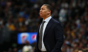 Tyronn_Lue_Cavaliers_2018_AP