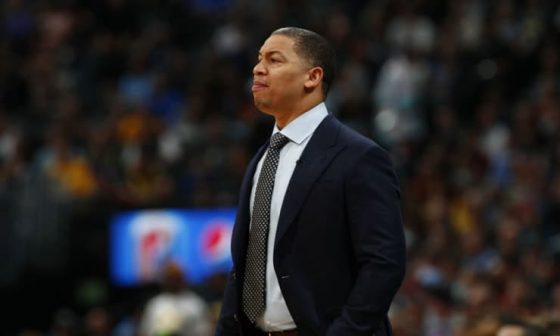 Tyronn_Lue_Cavaliers_2018_AP