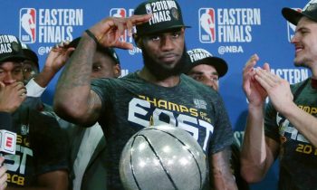 LeBron_James_Cavs_2018_CFinals_AP_4