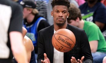 Jimmy_Butler_Wolves_AP_2017_8