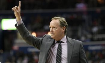 Mike_Budenholzer_Bucks_2019_AP