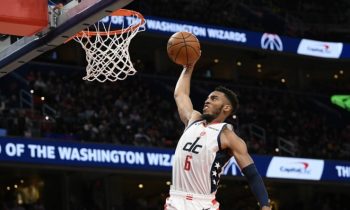 Troy_Brown_Jr_Wizards_2019_AP_Dunk