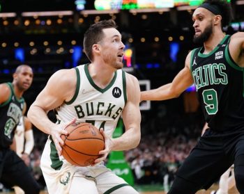 Pat Connaughton exercises $5.7 million player option with Bucks