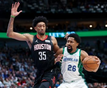 Rockets trade Christian Wood to Mavericks for No. 26 pick