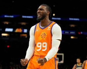 Suns Jae Crowder would have been traded to Bucks in three-team deal
