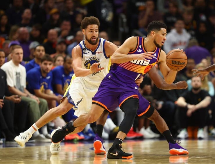 Watch Klay Thompson mocks Devin Booker with 'four rings' taunt prior