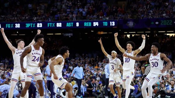 kansas-celebrates-2022-march-madness