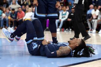 Ja Morant hand pic