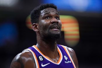 Deandre Ayton pic