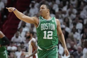 Grant Williams pic