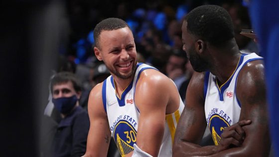 curry-green-bench-1568x882
