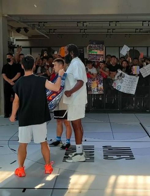 James Harden refuses to sign 76ers jersey at Adidas event in China