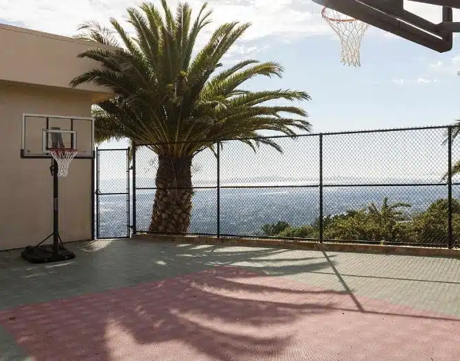 Clippers' Brian Shaw, Wife Chef Nikki Shaw List Oakland Mansion For $7.9 Million