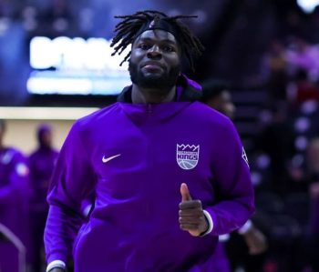 Sacramento Kings re-sign center Neemias Queta to a standard contract