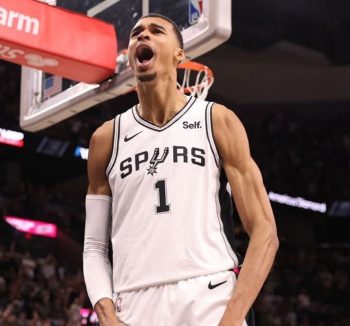 San Antonio Spurs end 18-game losing streak, defeat Los Angeles Lakers to win first game since Nov. 2