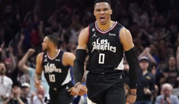 Suns_Clippers_Basketball_80240--dd5fd_c0-200-4789-2992_s885x516
