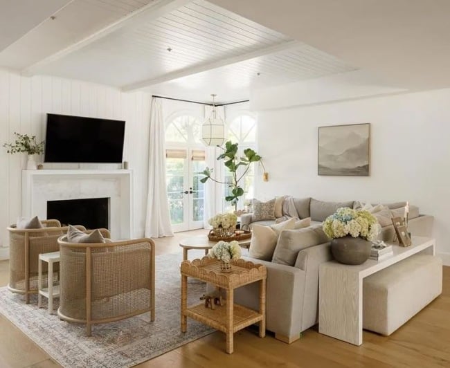 Ex-Lakers Owner Jerry Buss' Custom-Built Mansion Hits Market For $11.85 Million