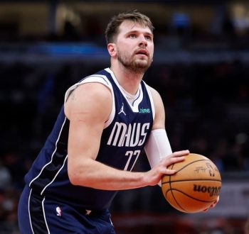 Luka Doncic passes Jason Terry for the 2nd-most 3-pointers in Mavericks history 3s