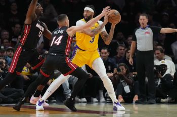 Anthony Davis abdominal injury