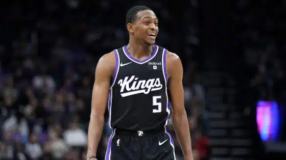 De'Aaron Fox Kings pic