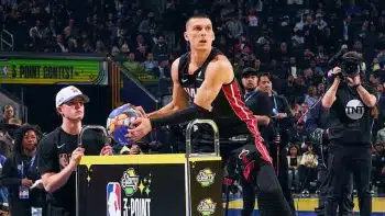 Tyler Herro Heat pic
