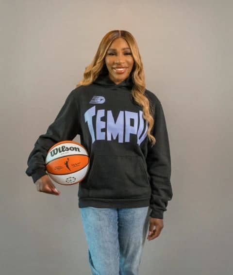 Serena Williams si unisce al gruppo di proprietà del Toronto Tempo della WNBA Serena Williams si unisce al gruppo di proprietà del Toronto Tempo della WNBA
