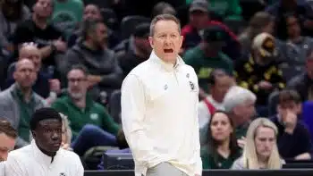 Niko Medved Returns to Minnesota to Lead Golden Gophers