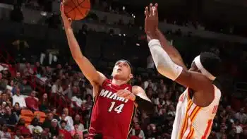 Heat vs. Hawks pic