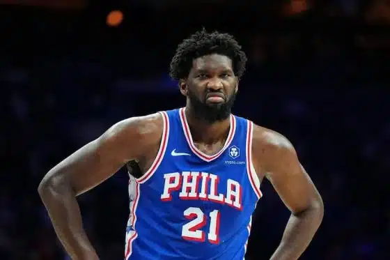 Joel Embiid 76ers pic