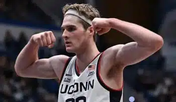 UConn Liam McNeeley Declares For 2025 NBA Draft