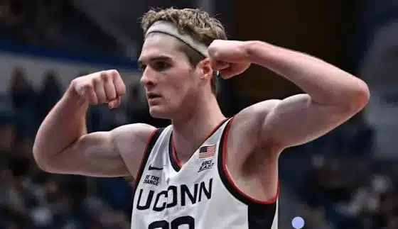 UConn Liam McNeeley Declares For 2025 NBA Draft