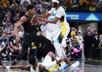 Cavs-DeAndre-Hunter-shoves-Pacers-Bennedict-Mathurin-in-heated-1st-quarter-750x536