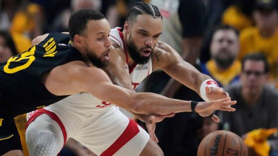 Rockets_Warriors_Basketball_AP