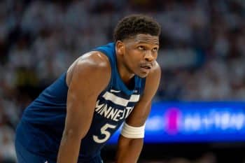 Anthony Edwards hurts left ankle