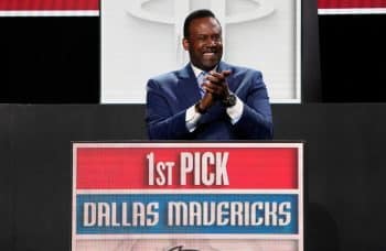 Dallas Mavericks win lottery