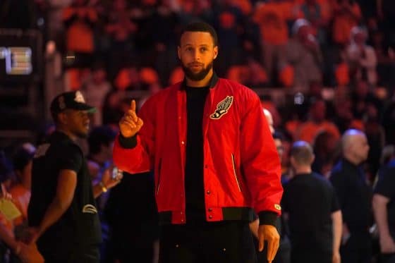 Steph Curry second-highest paid