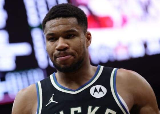 Rockets Trade Rumors Giannis Antetokounmpo 'Remains' Top Target