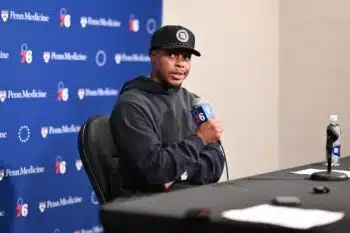 Lowry return for 20th season