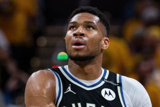 Giannis Antetokounmpo hints at staying