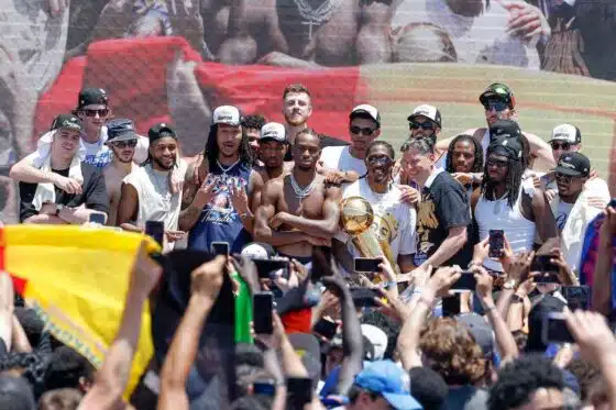 Thunder parade