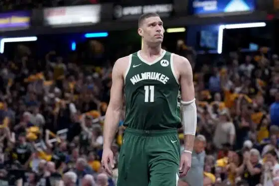 Brook Lopez Bucks pic