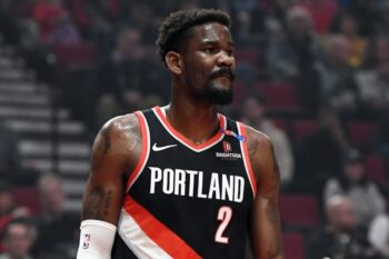 Deandre Ayton Blazers pic