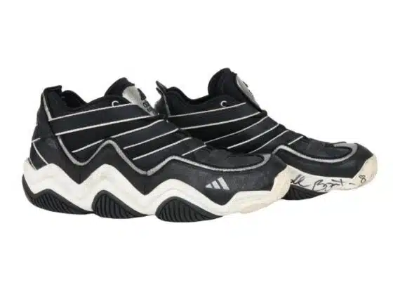 Kobe Bryant Sneakers From First NBA Career Start Sell For $240K